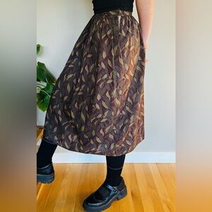 Vintage 90’s skirt. Size 6